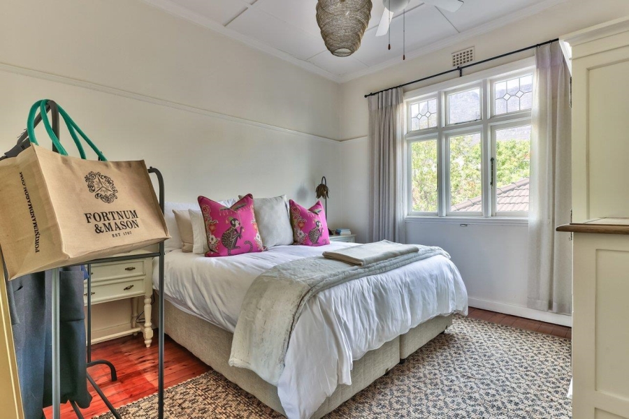 To Let 2 Bedroom Property for Rent in Vredehoek Western Cape